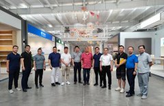 中裝協副秘書長劉原和陜西裝飾行業同仁到訪常宏